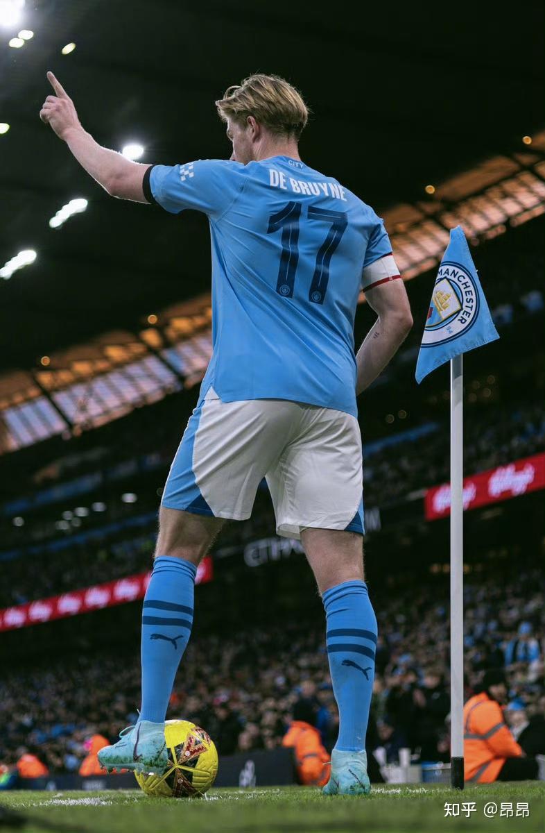 近4轮首胜！10人曼联在英超第27轮完成逆转…