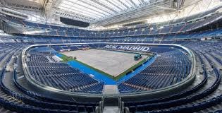 利物浦主帅斯洛特做出惊人决定：萨拉赫罕见坐上替补席