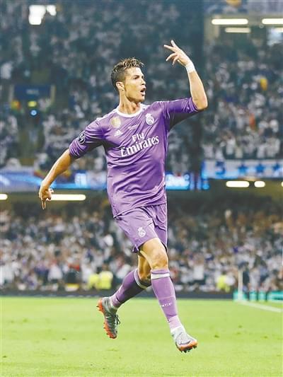 攻防两端都 攻防两端都